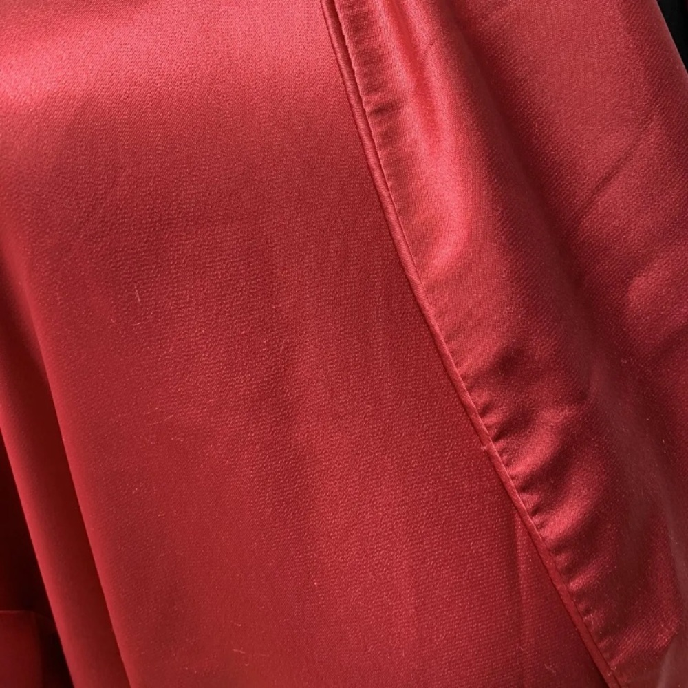 Vintage 90s St Michael red satin dressing gown size 12-14 - Picture 10 of 10
